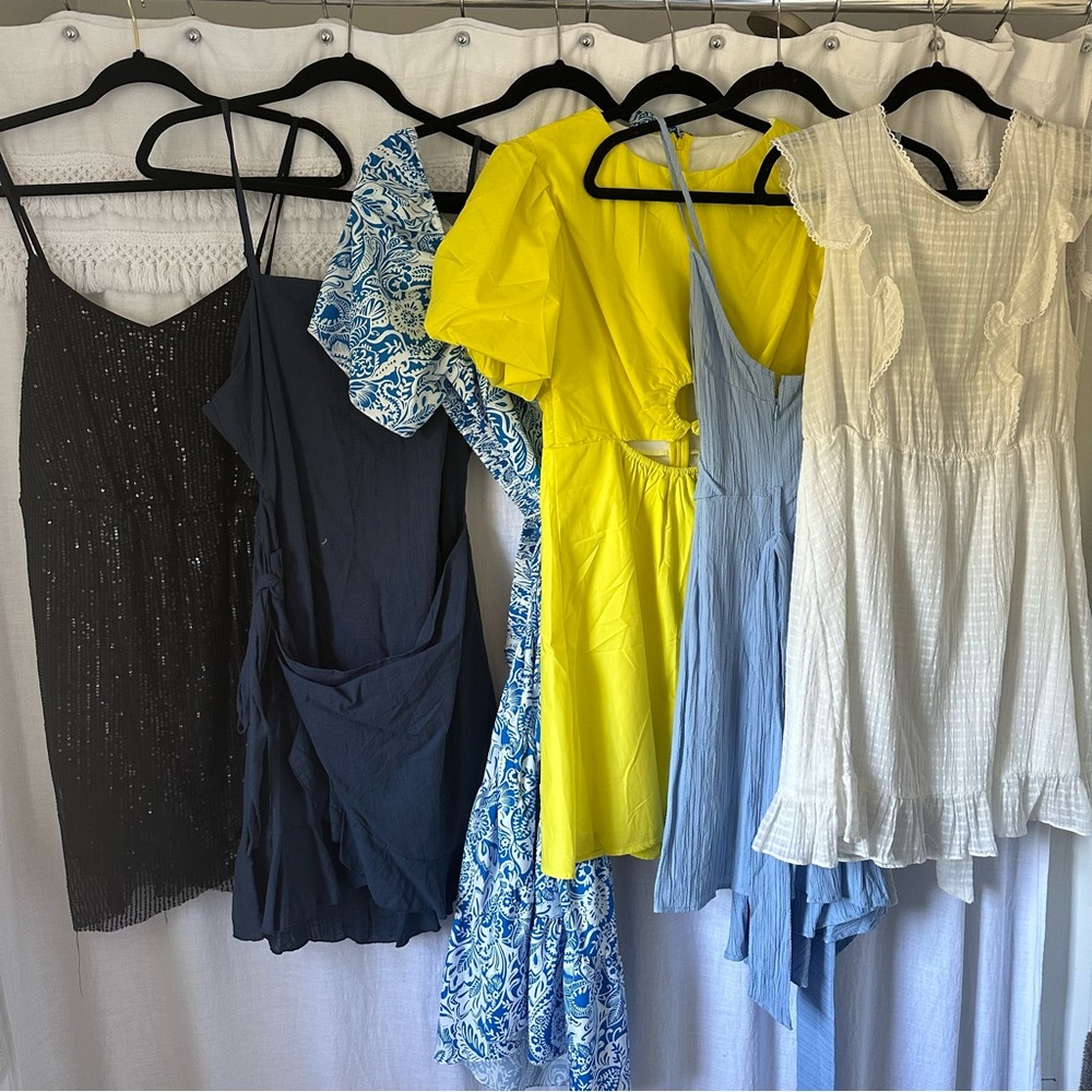 Lot of (6) Shein Dresses !!